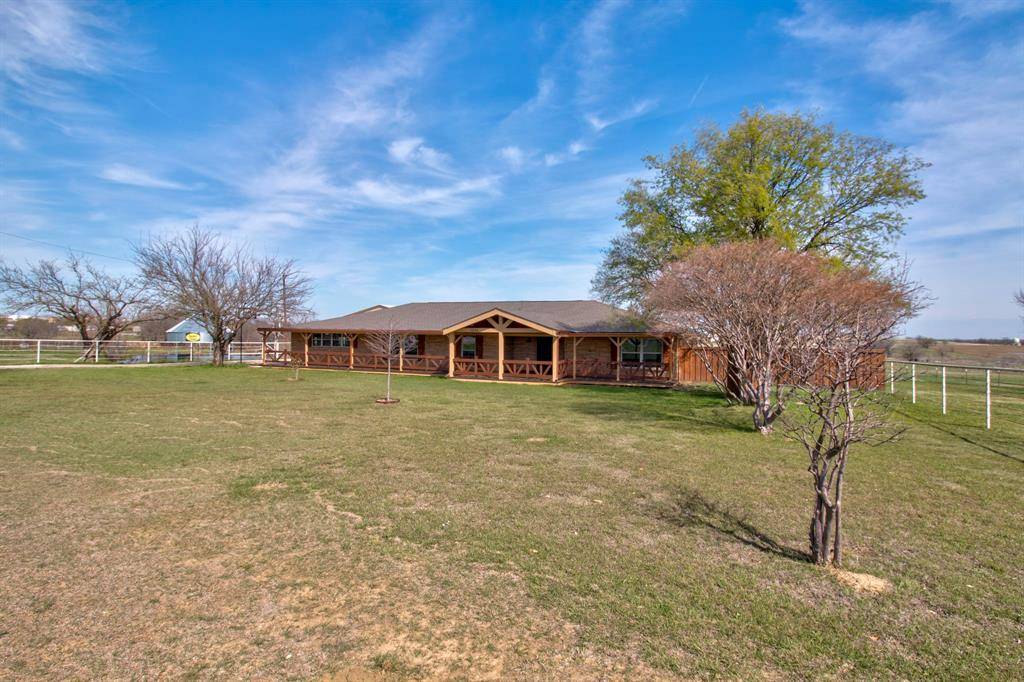 3884 E Lois Road, Sanger, TX 76266