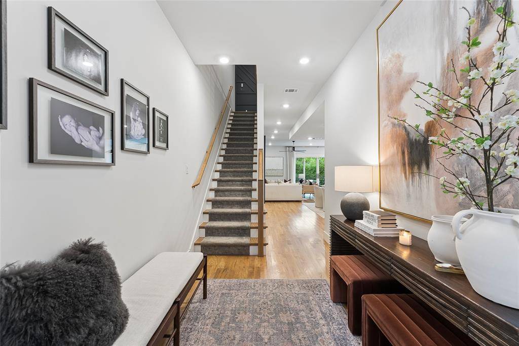 3922 Redding Row, Dallas, TX 75220