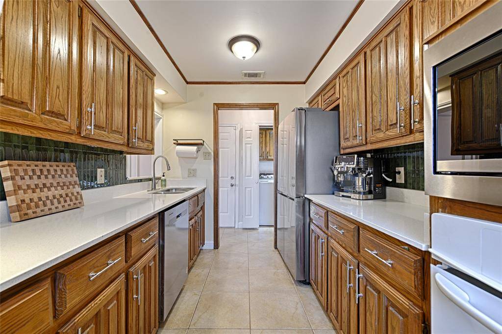 2027 Springwood Place #A, Carrollton, TX 75006