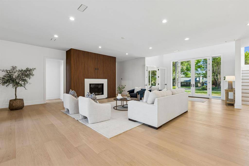 6215 Lafayette, Dallas, TX 75230