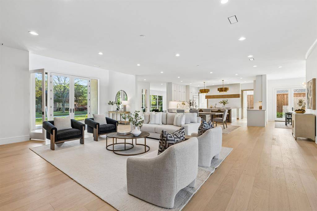 6215 Lafayette, Dallas, TX 75230