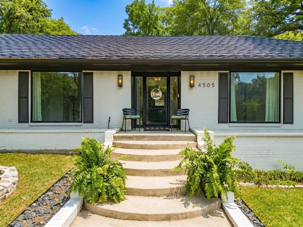 4505 Woodland Park Boulevard, Arlington, TX 76013