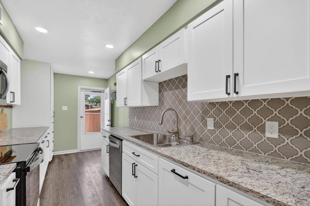 13635 Weald Green Street, Dallas, TX 75240