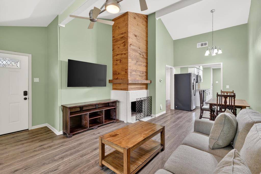 13635 Weald Green Street, Dallas, TX 75240