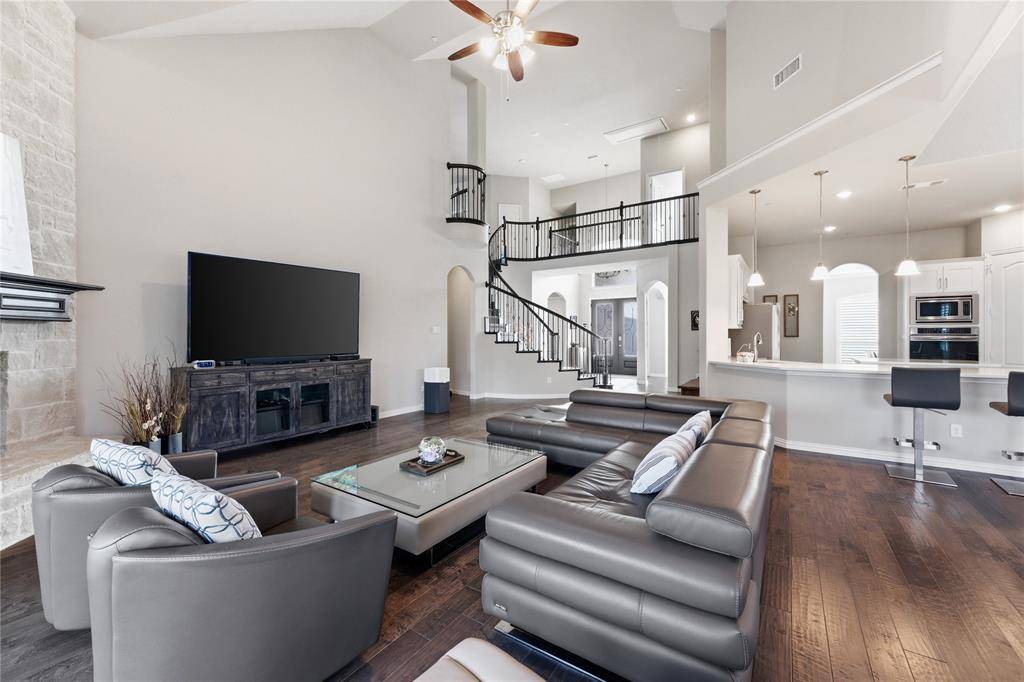 7705 Falcon Ridge Road, Denton, TX 76208