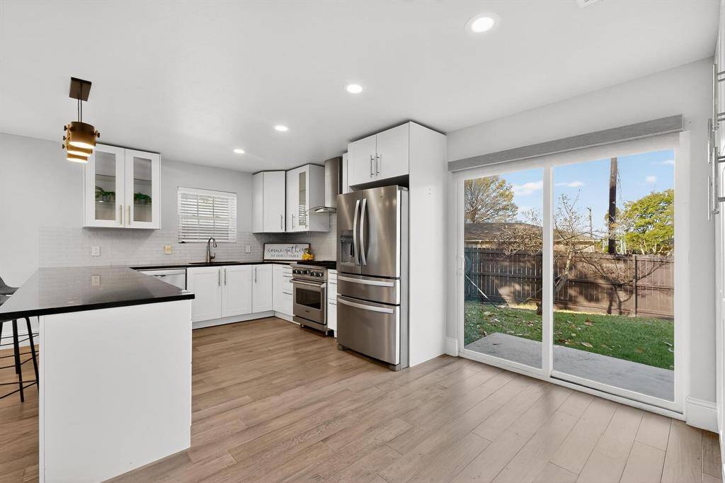 7625 Querida Lane, Dallas, TX 75248