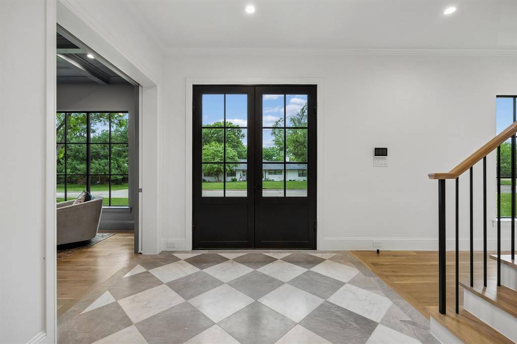 10128 Coppedge Lane, Dallas, TX 75229