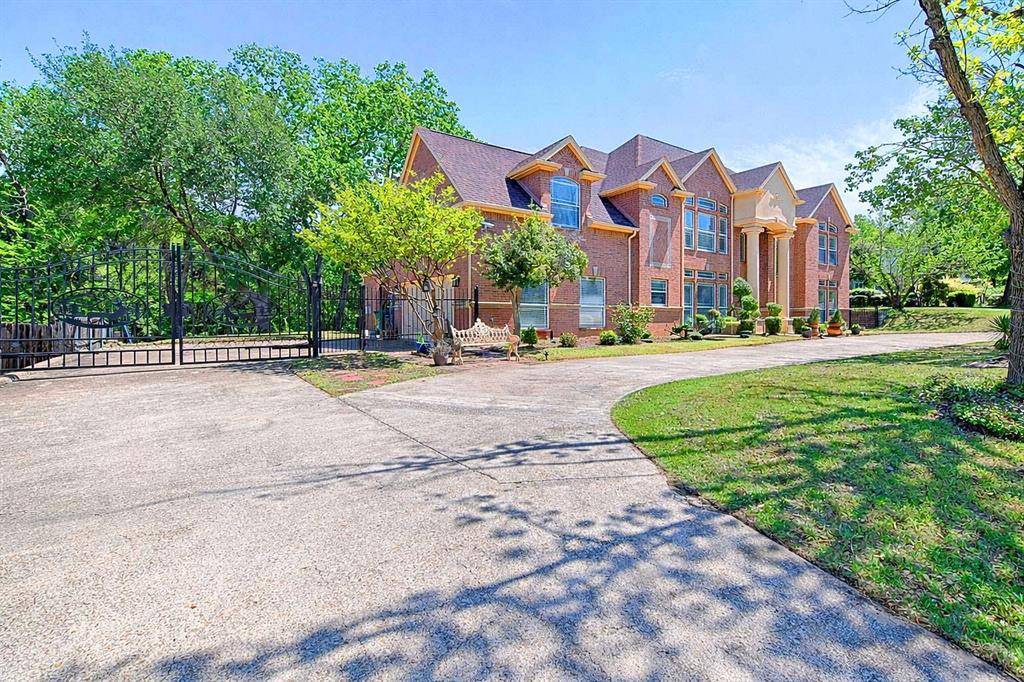 2435 Valley View Drive, Cedar Hill, TX 75104