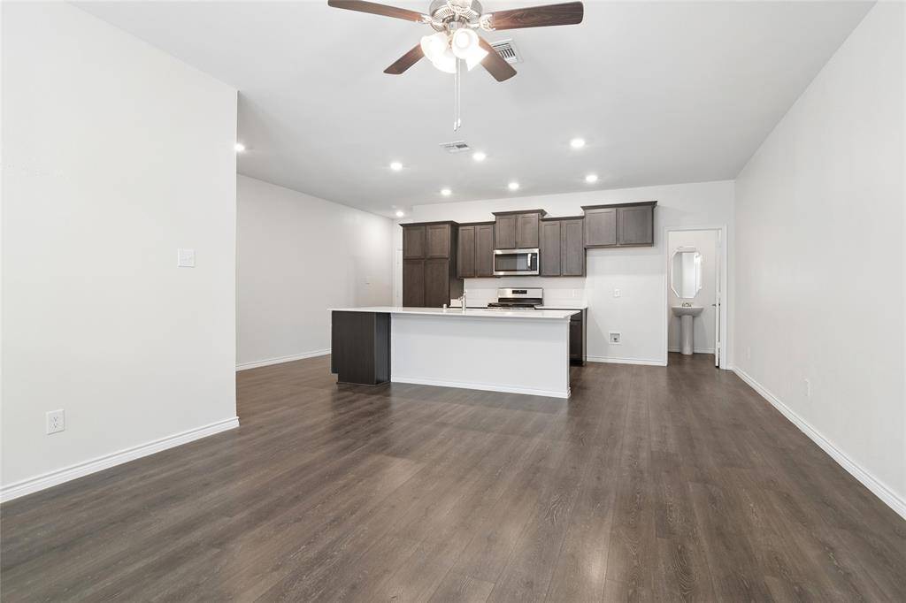 2041 Juniper Pass Way, Mesquite, TX 75149