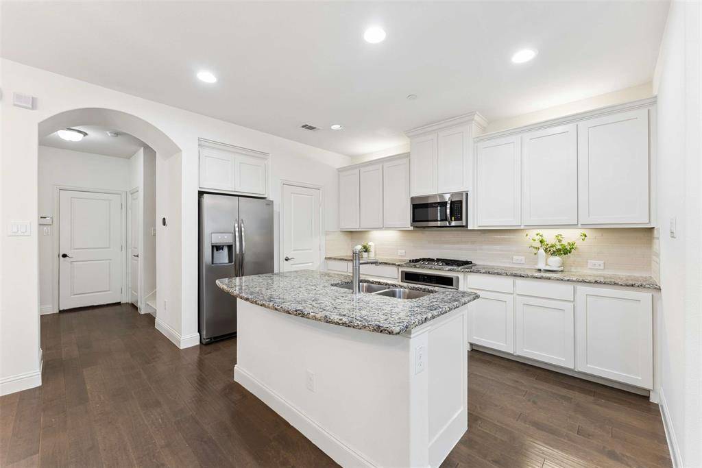 7213 Huckleberry Drive, Mckinney, TX 75070