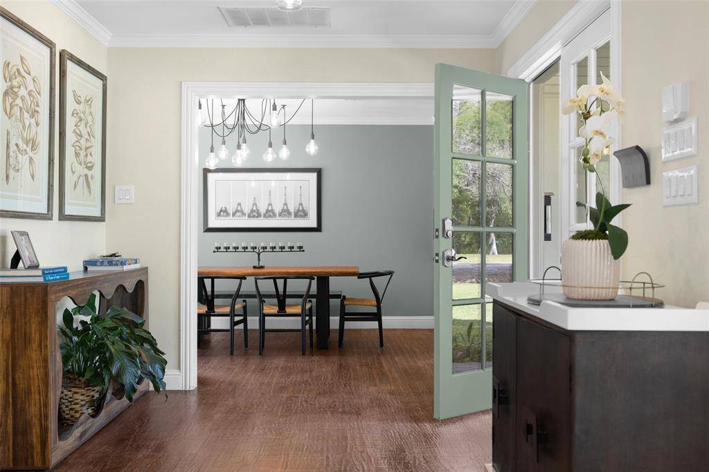 3856 Shorecrest Drive, Dallas, TX 75209