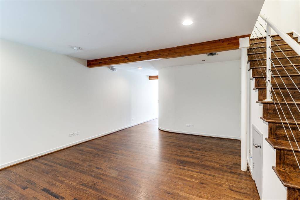 4134 Travis Street #17, Dallas, TX 75204