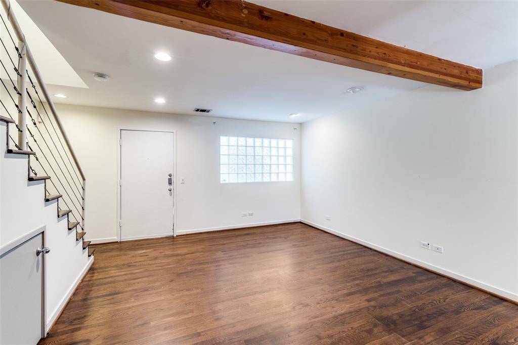 4134 Travis Street #17, Dallas, TX 75204