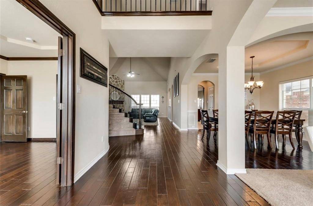 308 Wisteria Way, Red Oak, TX 75154