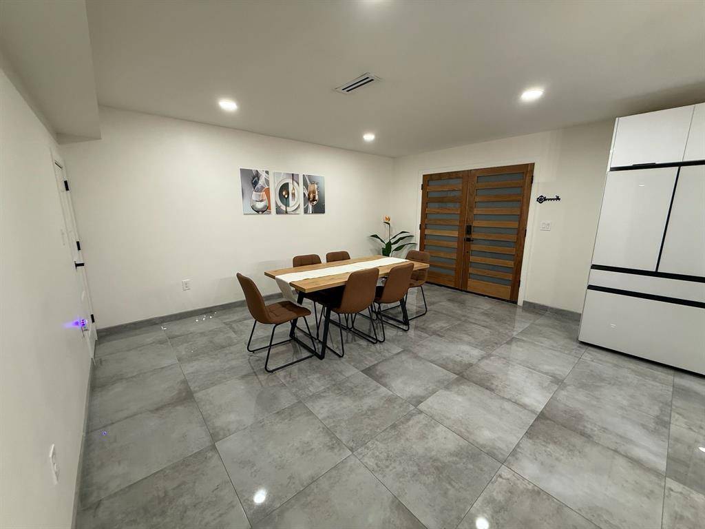 5912 Harvest Hill Road, Dallas, TX 75230