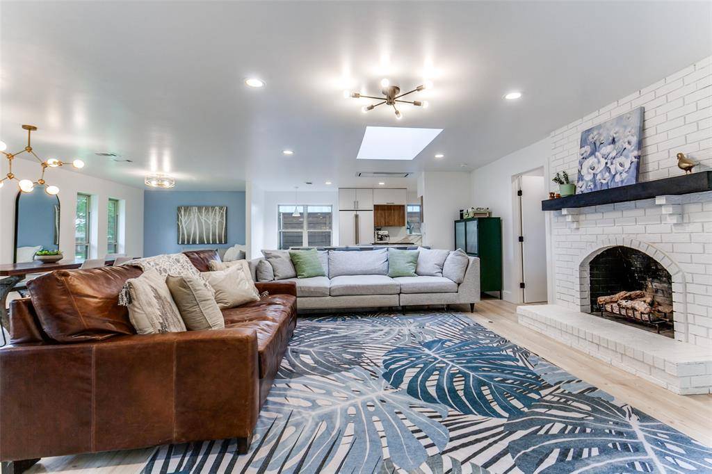 7637 La Risa Drive, Dallas, TX 75248