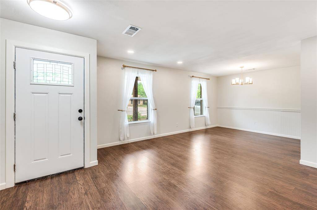 1318 E Windsor Drive, Denton, TX 76209