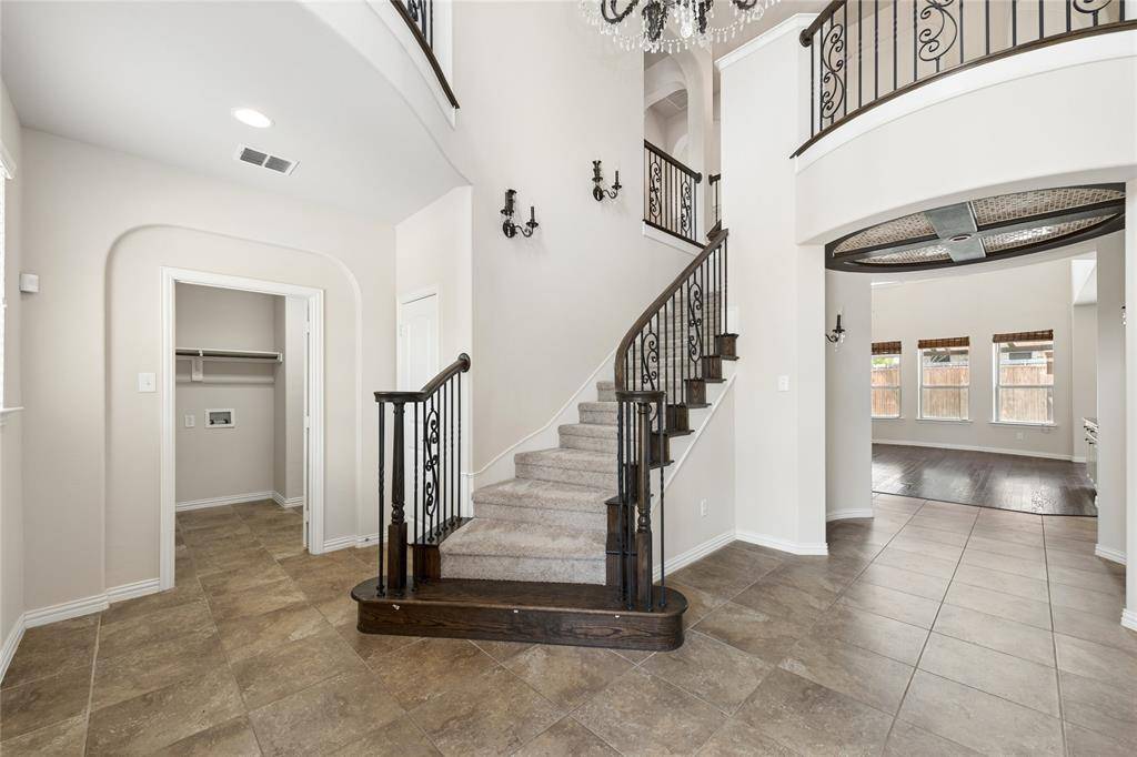 12571 Valley Spring Drive, Frisco, TX 75035