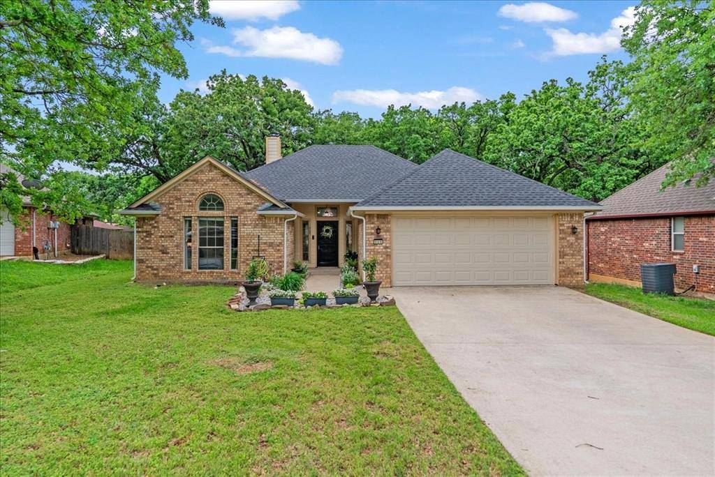 909 Dudley Street, Denton, TX 76205