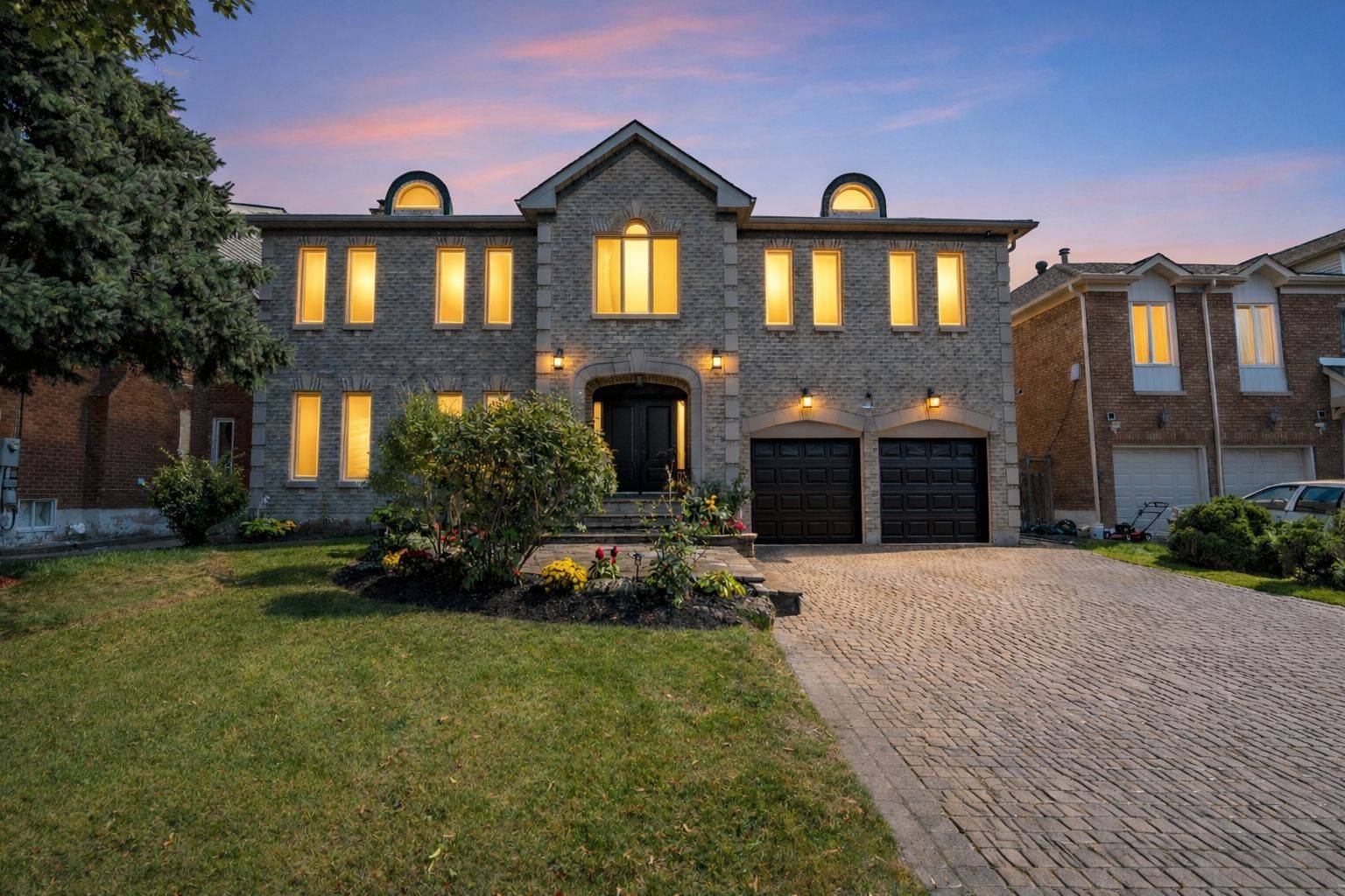 29 Northgate CRES, Richmond Hill, ON L4B 2K8