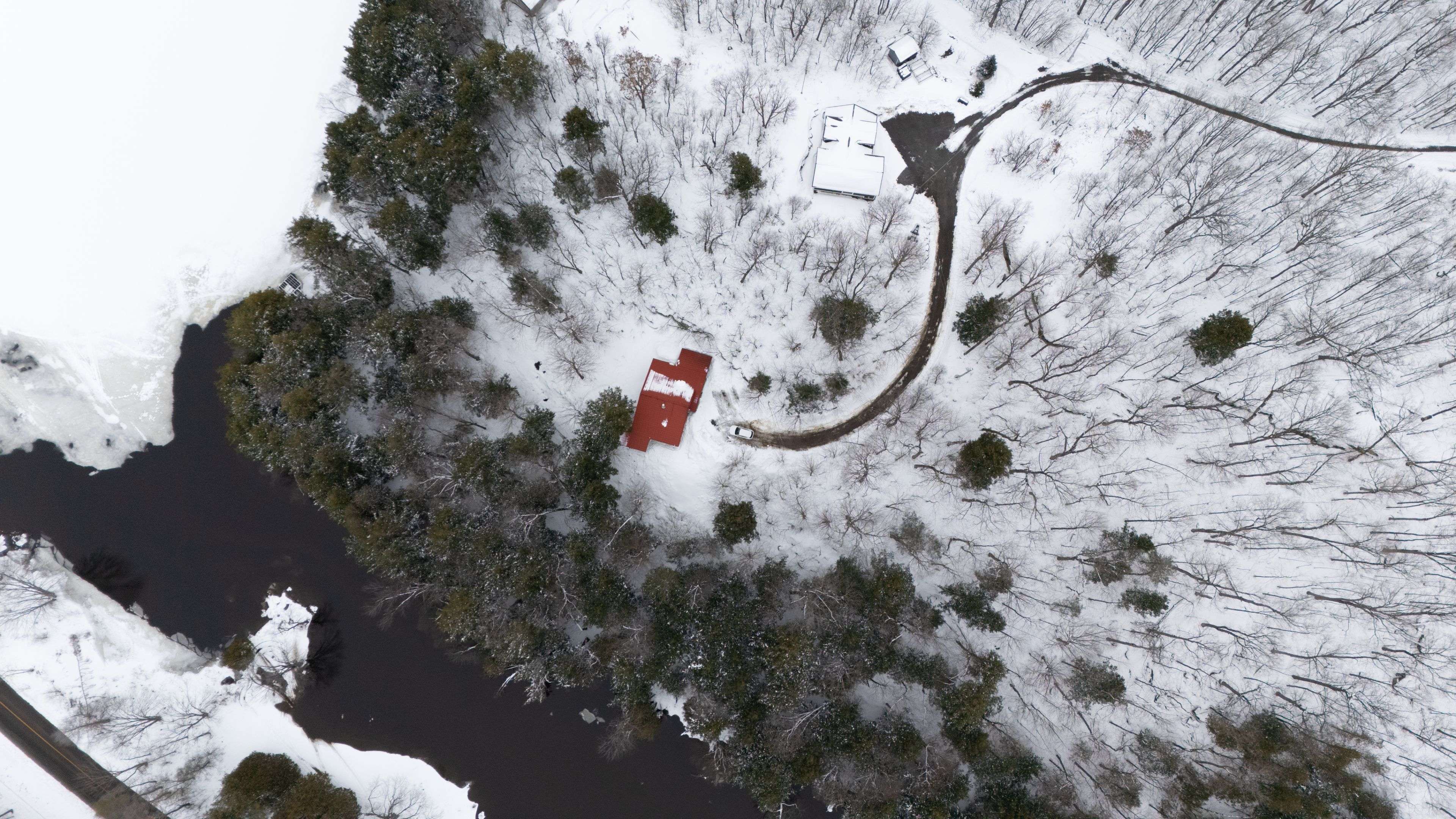 1012 VILLAGE 1 RD #3, Muskoka Lakes, ON P0B 1M0