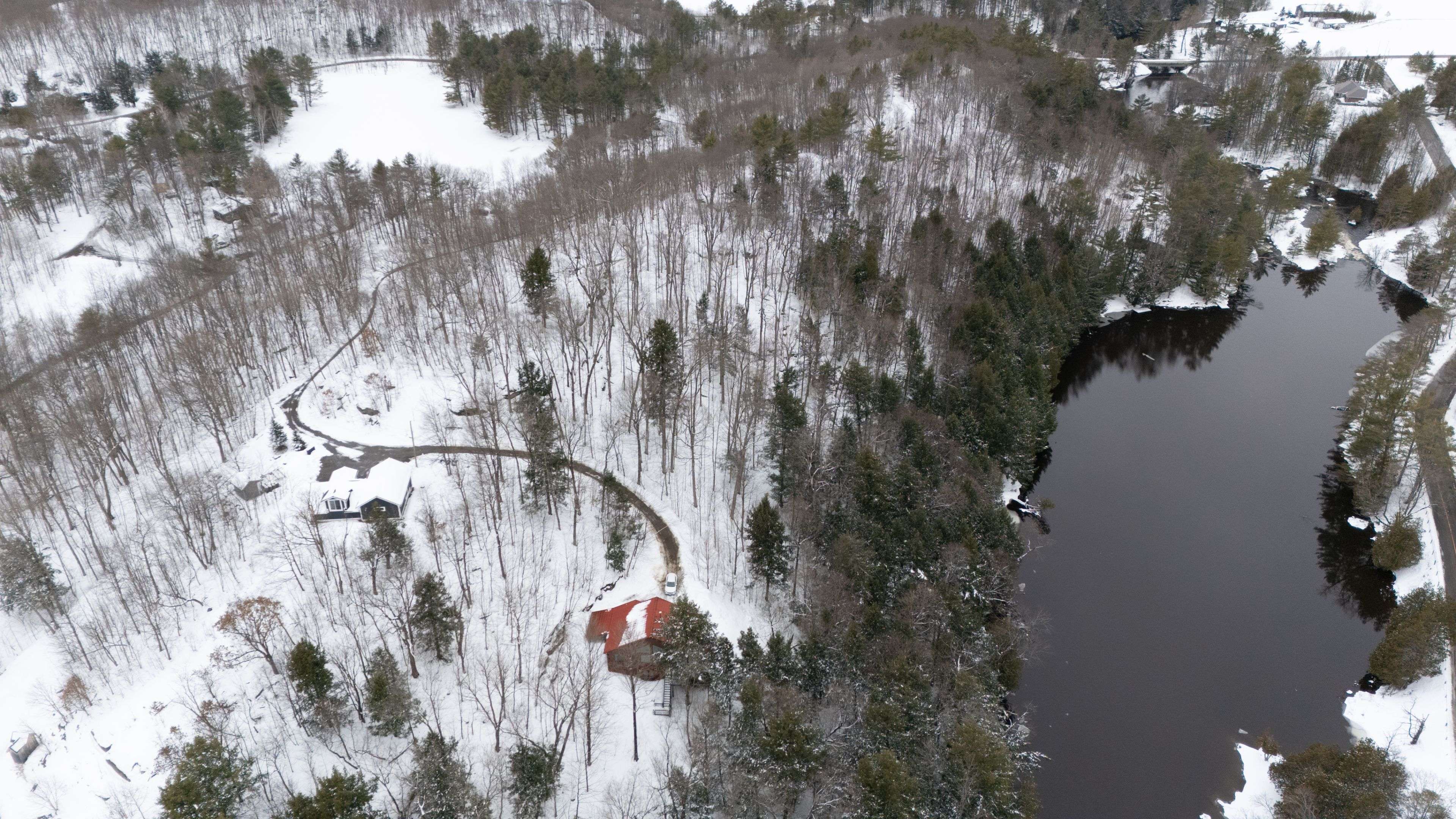 1012 VILLAGE 1 RD #3, Muskoka Lakes, ON P0B 1M0