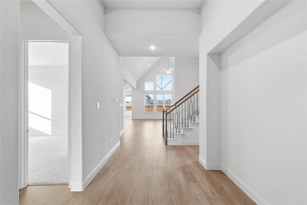 516 Shadowfax Drive, Aledo, TX 76008