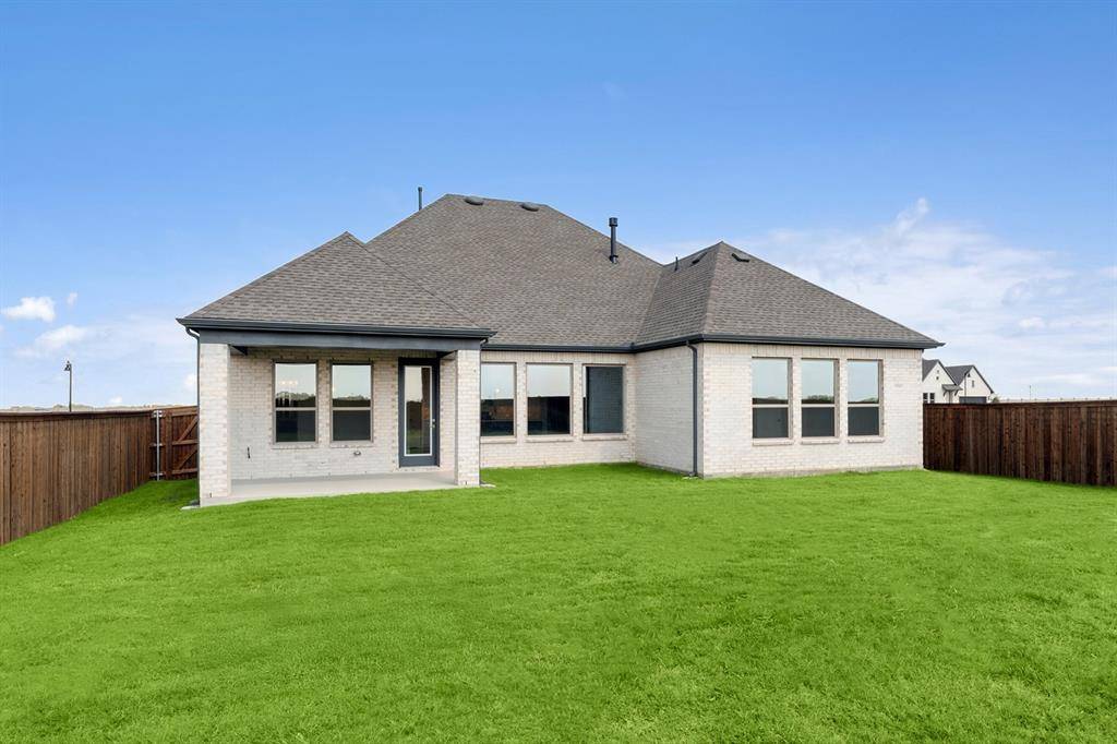 765 Shinnery Oak Way, Waxahachie, TX 75165