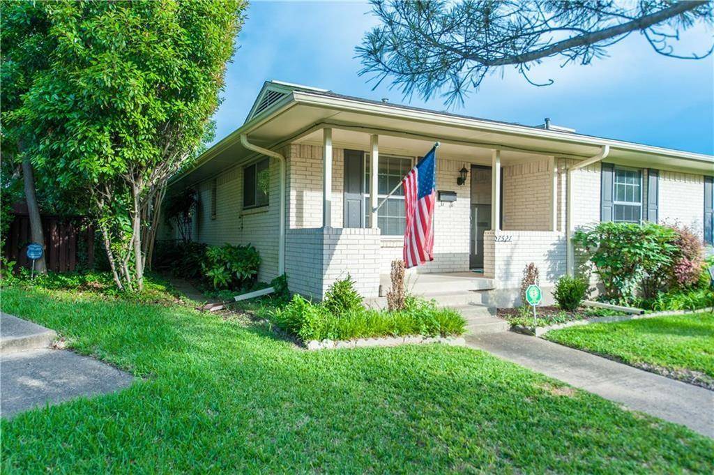 7521 Brentcove Circle, Dallas, TX 75214