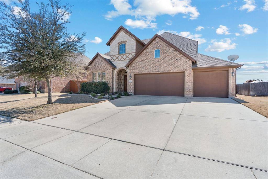 830 Magnolia Drive, Weatherford, TX 76086