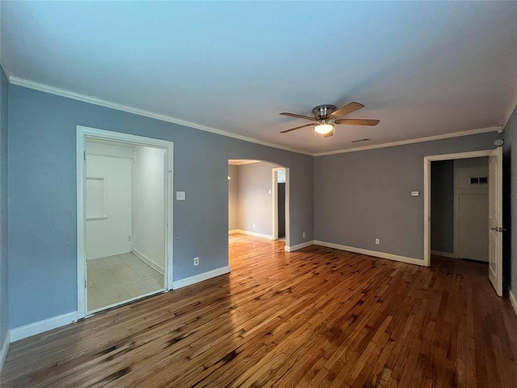 1704 S Polk, Dallas, TX 75224