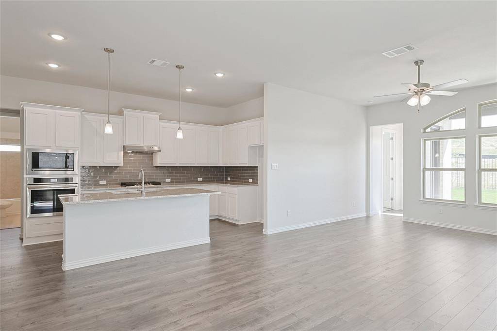 2824 Alcove Lane, Corinth, TX 76210