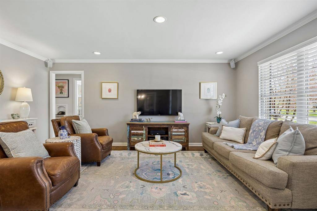 9646 Cloister Drive, Dallas, TX 75228