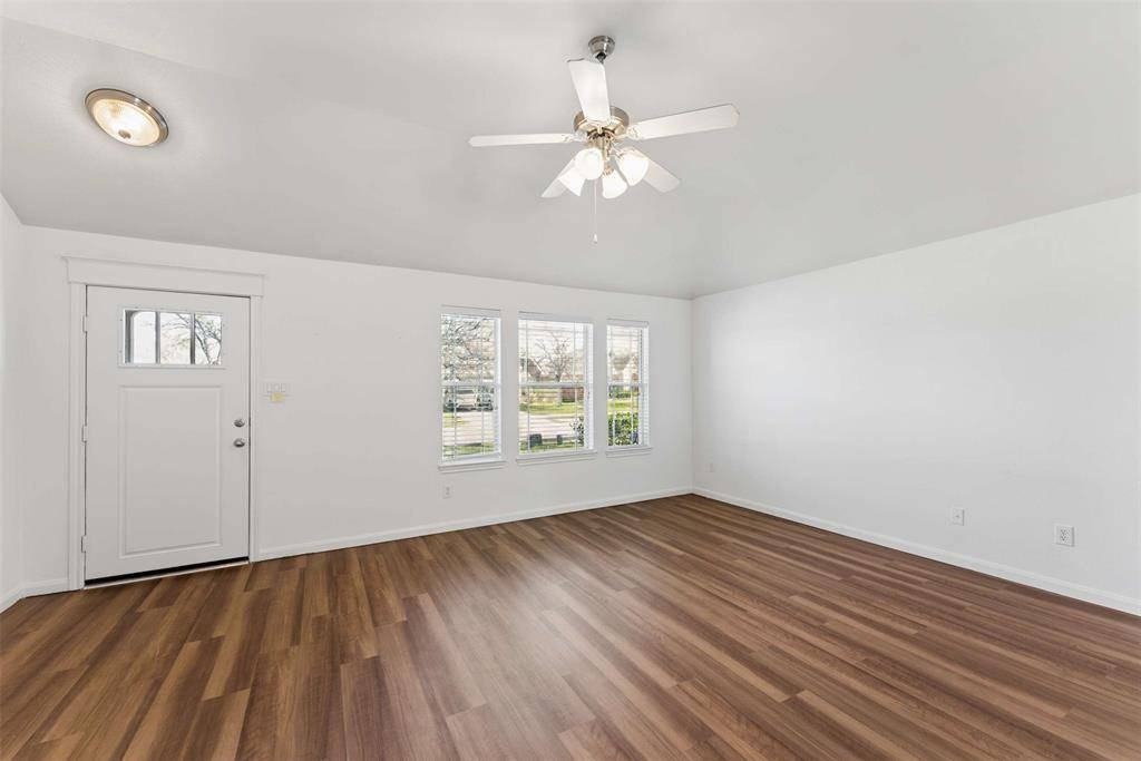 2809 Dawn Spring Drive, Little Elm, TX 75068