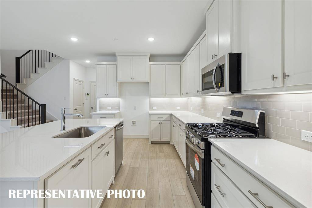 1015 Magdalena Way, Midlothian, TX 76065