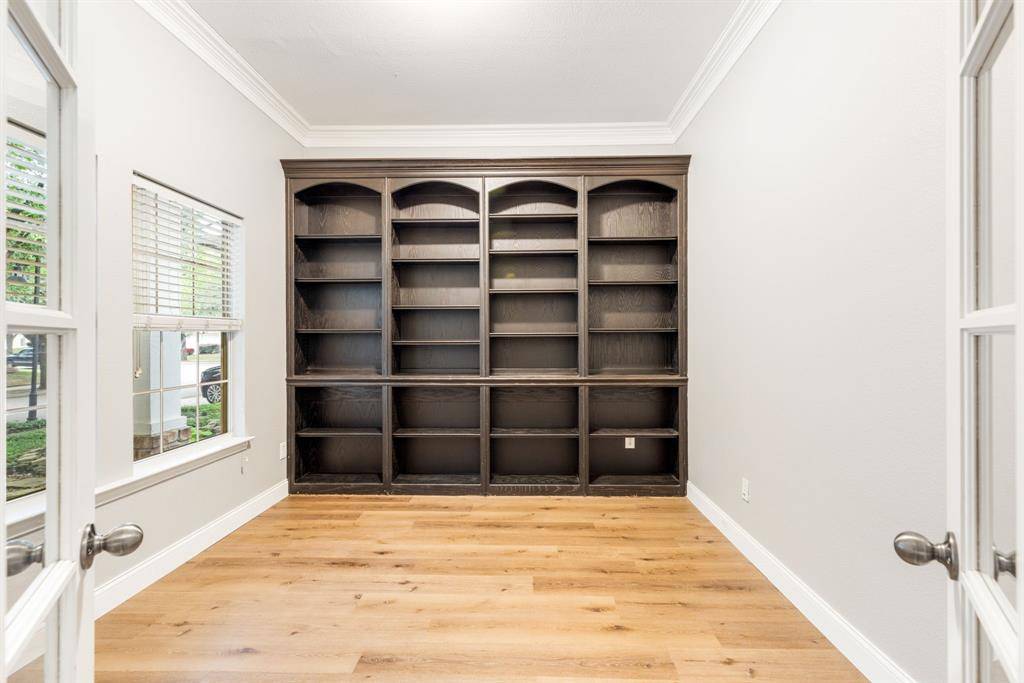 846 George Street, Lantana, TX 76226