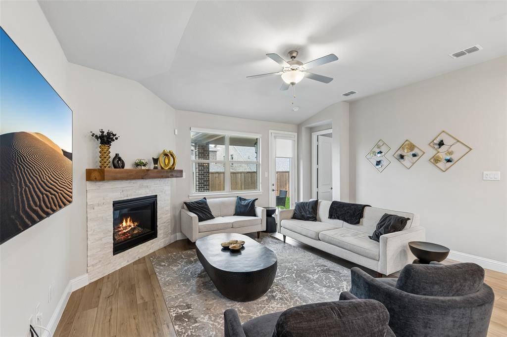 4130 Wyatt Way, Sachse, TX 75048