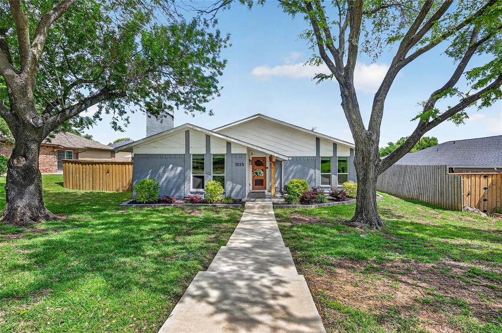 1025 Bellflower Drive, Carrollton, TX 75007