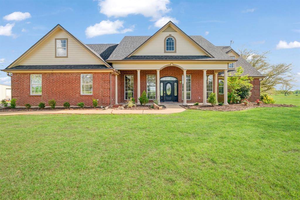 5804 Old Clarksville Road, Reno, TX 75416