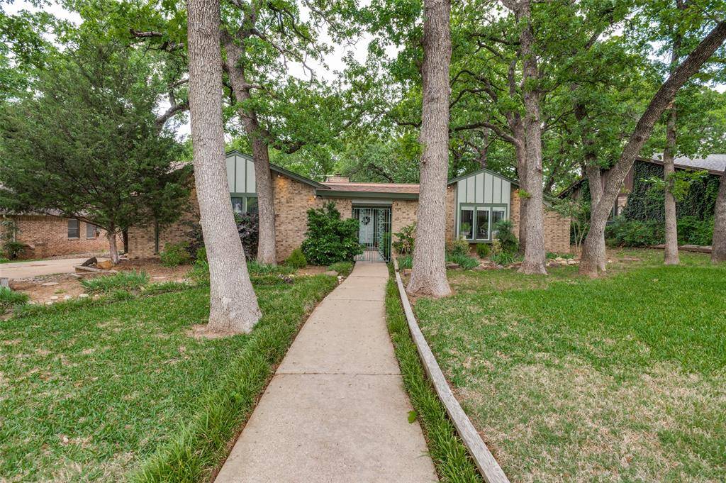 1021 Conchos Circle W, Keller, TX 76248