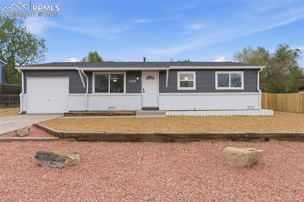 1060 Western DR, Colorado Springs, CO 80915