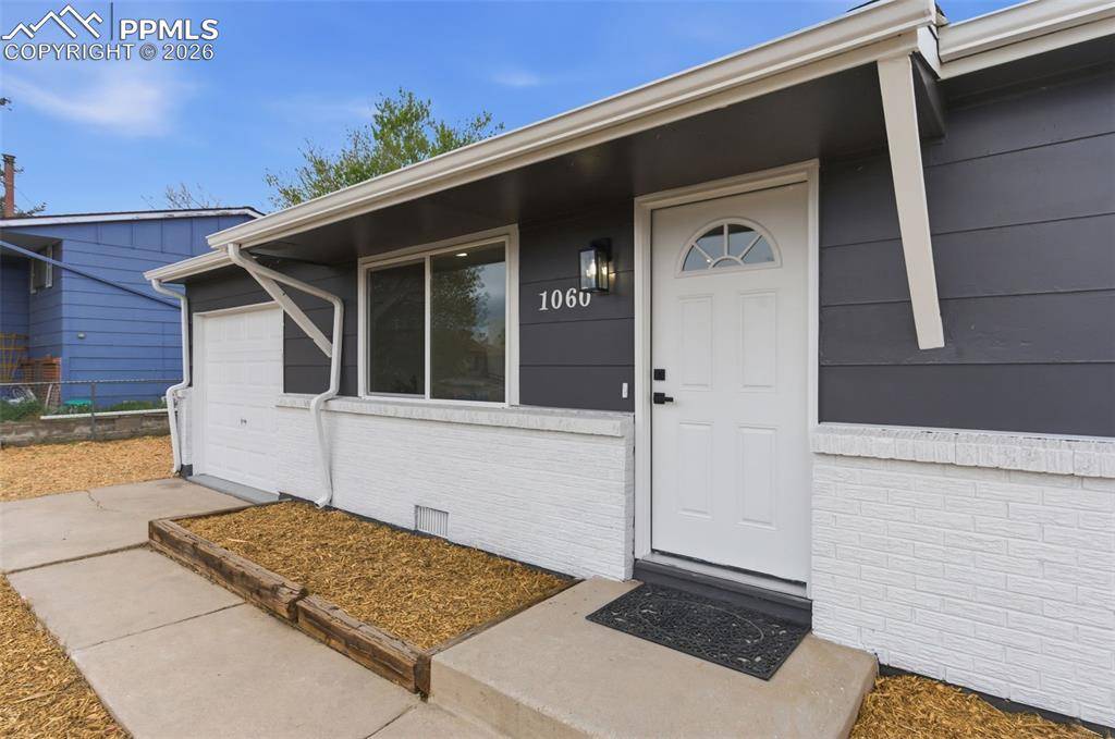 1060 Western DR, Colorado Springs, CO 80915