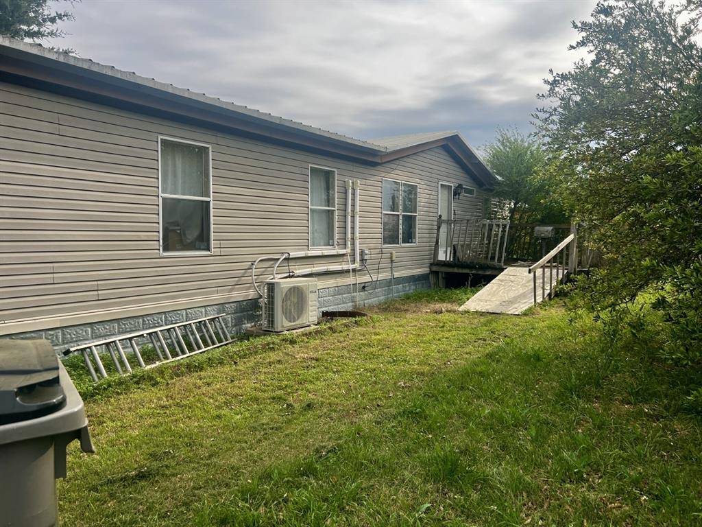 415 Hilltop Trail, New Fairview, TX 76078