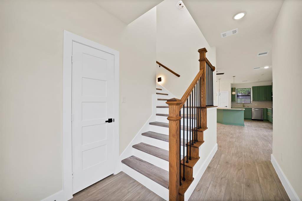 2925 River Ridge Court, Granbury, TX 76048