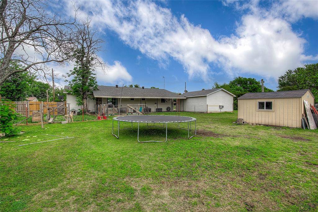 210 E Cook Street, Josephine, TX 75189