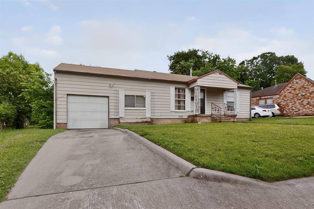 1220 Alaska Avenue, Dallas, TX 75216