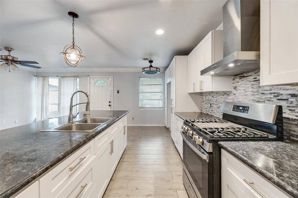 1207 Ridgeway Drive, Richardson, TX 75080