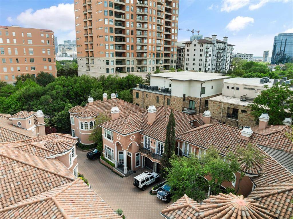 2825 Hood Street, Dallas, TX 75219