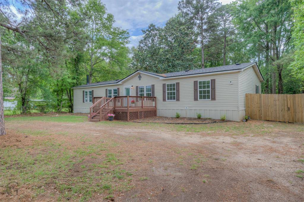 379 Fox Creek Drive, Haughton, LA 71037