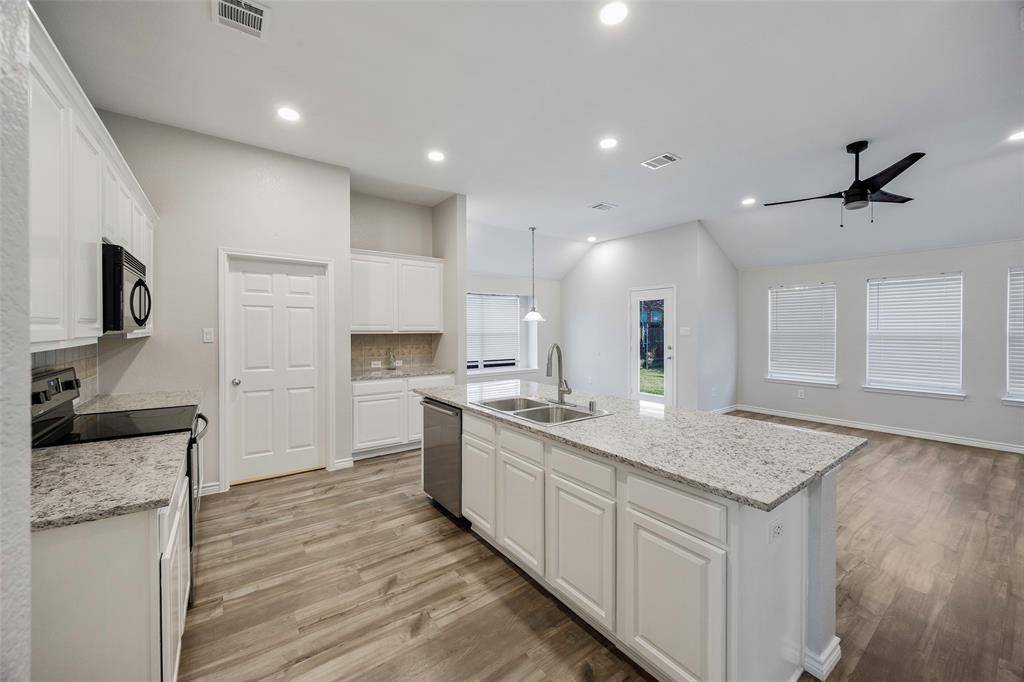 3603 Cottonwood Road, Melissa, TX 75454